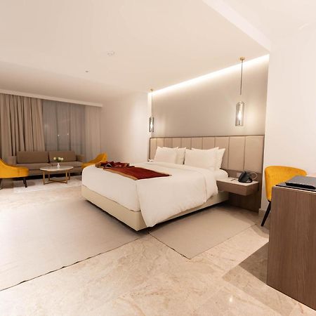 Hotel Royal Asbu Tunis Bagian luar foto