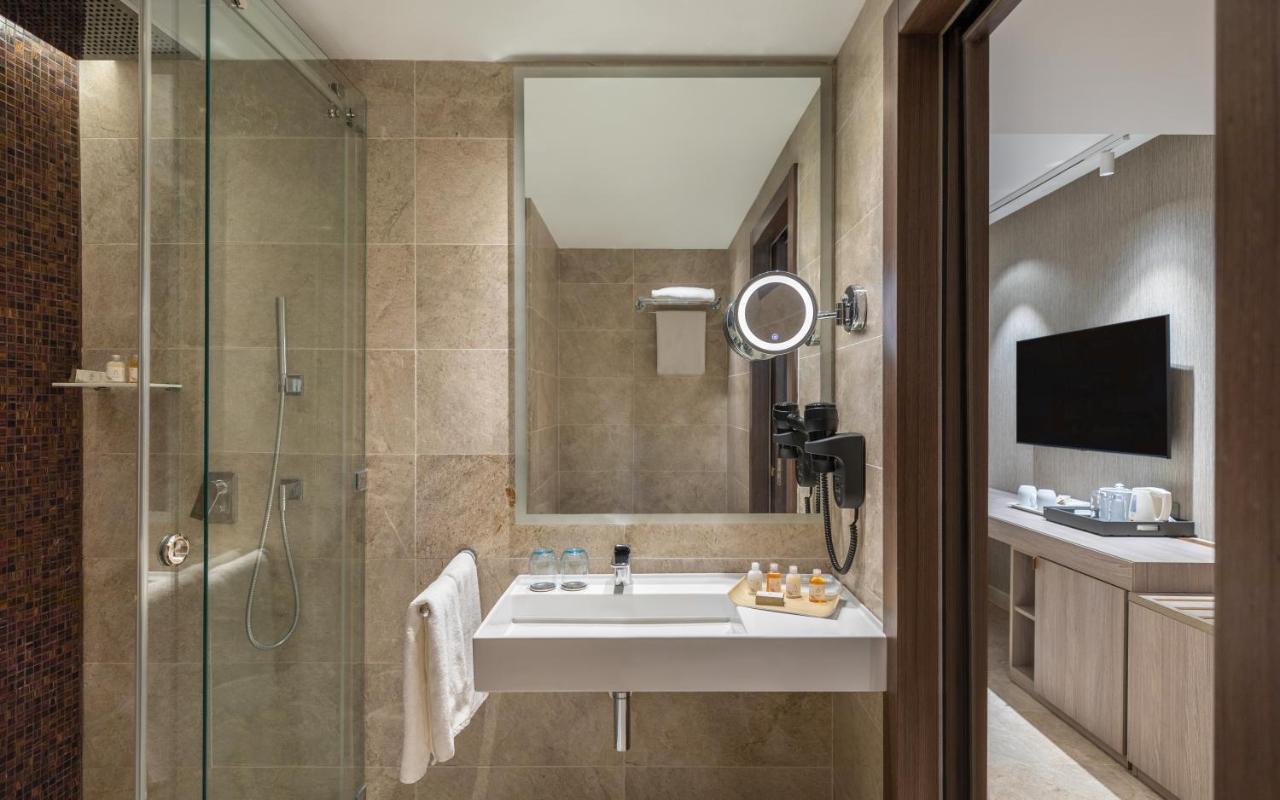 Hotel Royal Asbu Tunis Bagian luar foto